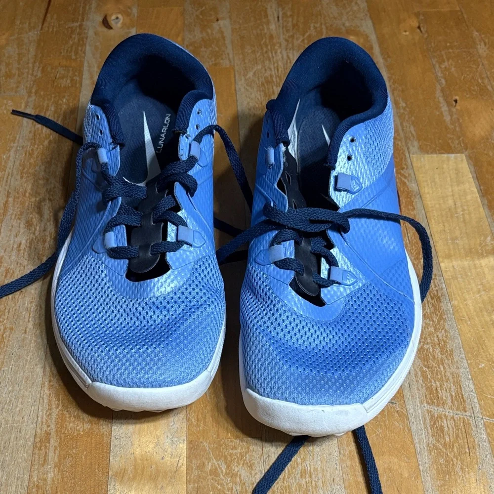 Women’s Nike Lunarlon golf shoes - Picture 1 of 6